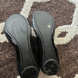 Tory Burch Eddie Bowel Flat shoe size 6.5 Black